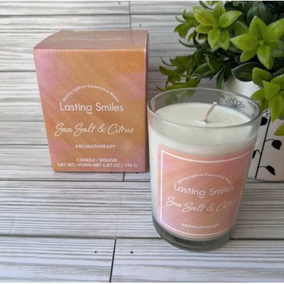 NEW Lasting Smiles Sea Salt & Citrus Aromatherapy Soy-Blend Candle 6.87 oz - Picture 1 of 10